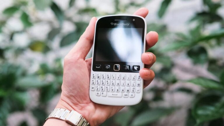 blackberry ruhu geri geliyor zinwa q27 icin geri sayim basladi VAUtM7qv