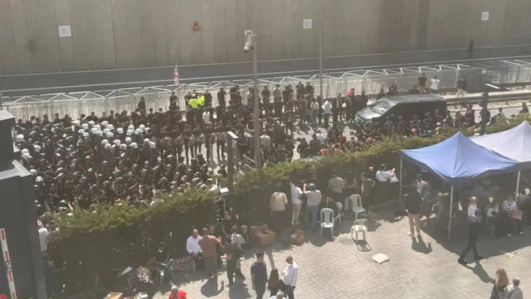 chpden yerlikayaya kanunsuz emirlerle hukuka aykiri bir sekilde baba ocagimiza saldiri emrini siz mi verdiniz SmbvHjiI