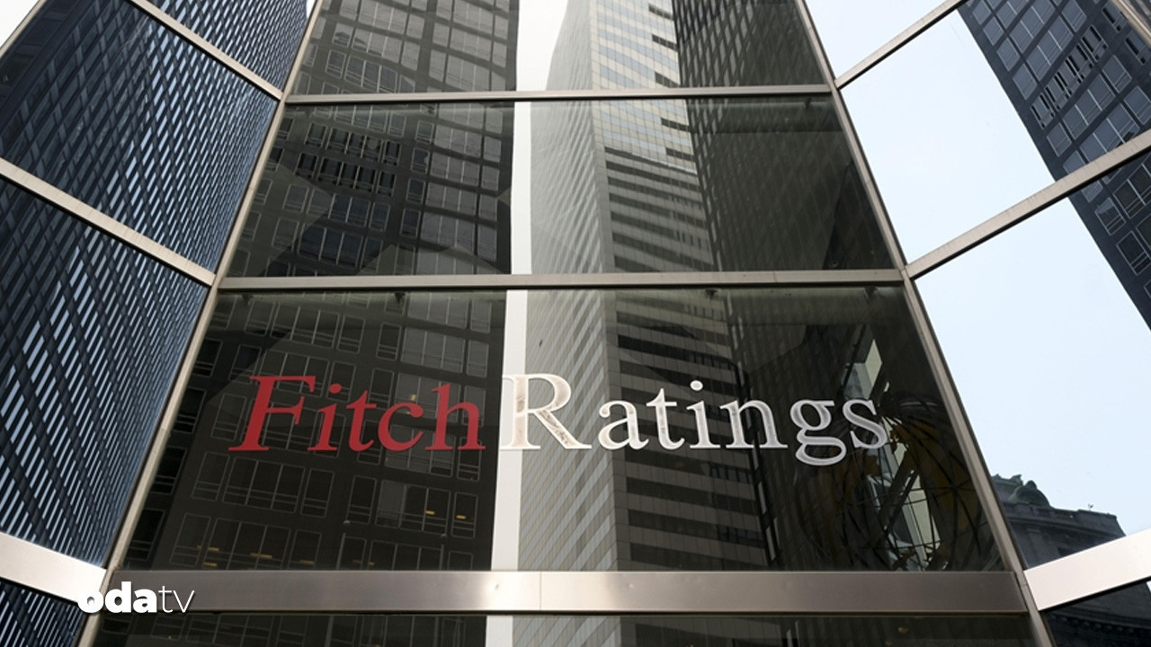 fitch fransanin kredi notunu dusurdu mT2WLtny