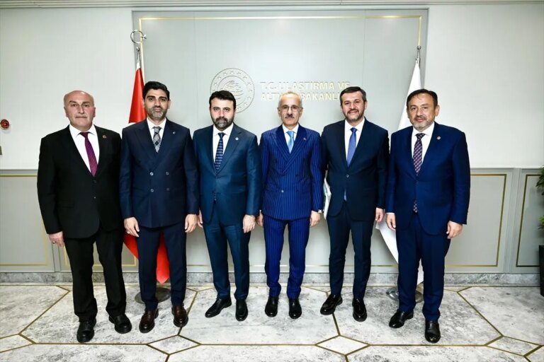 karabuk heyeti bakanlari ziyaret etti 4AaBxde4