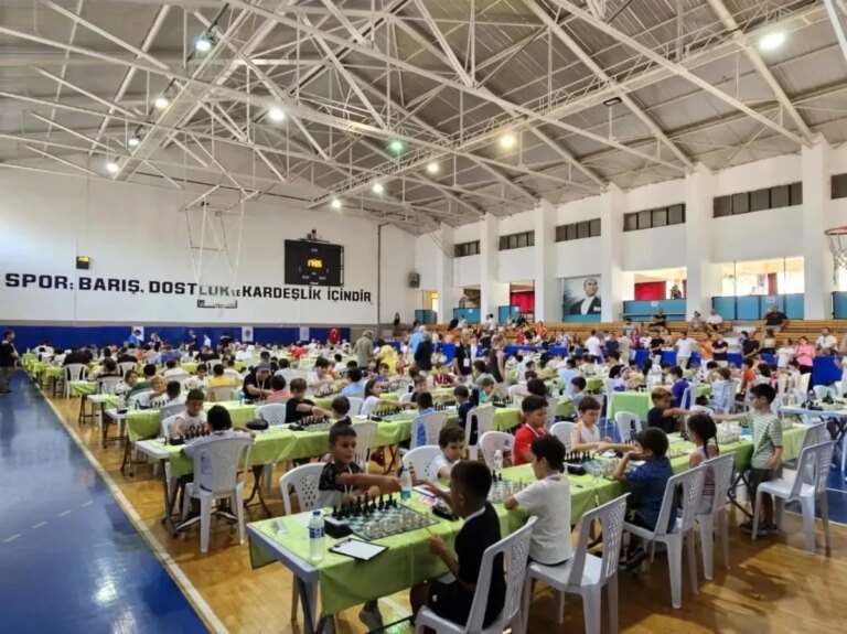 ulusal soke belediyesi remzi zeytinoglu satranc turnuvasi buyuk heyecan yasatti r25hx9Nn