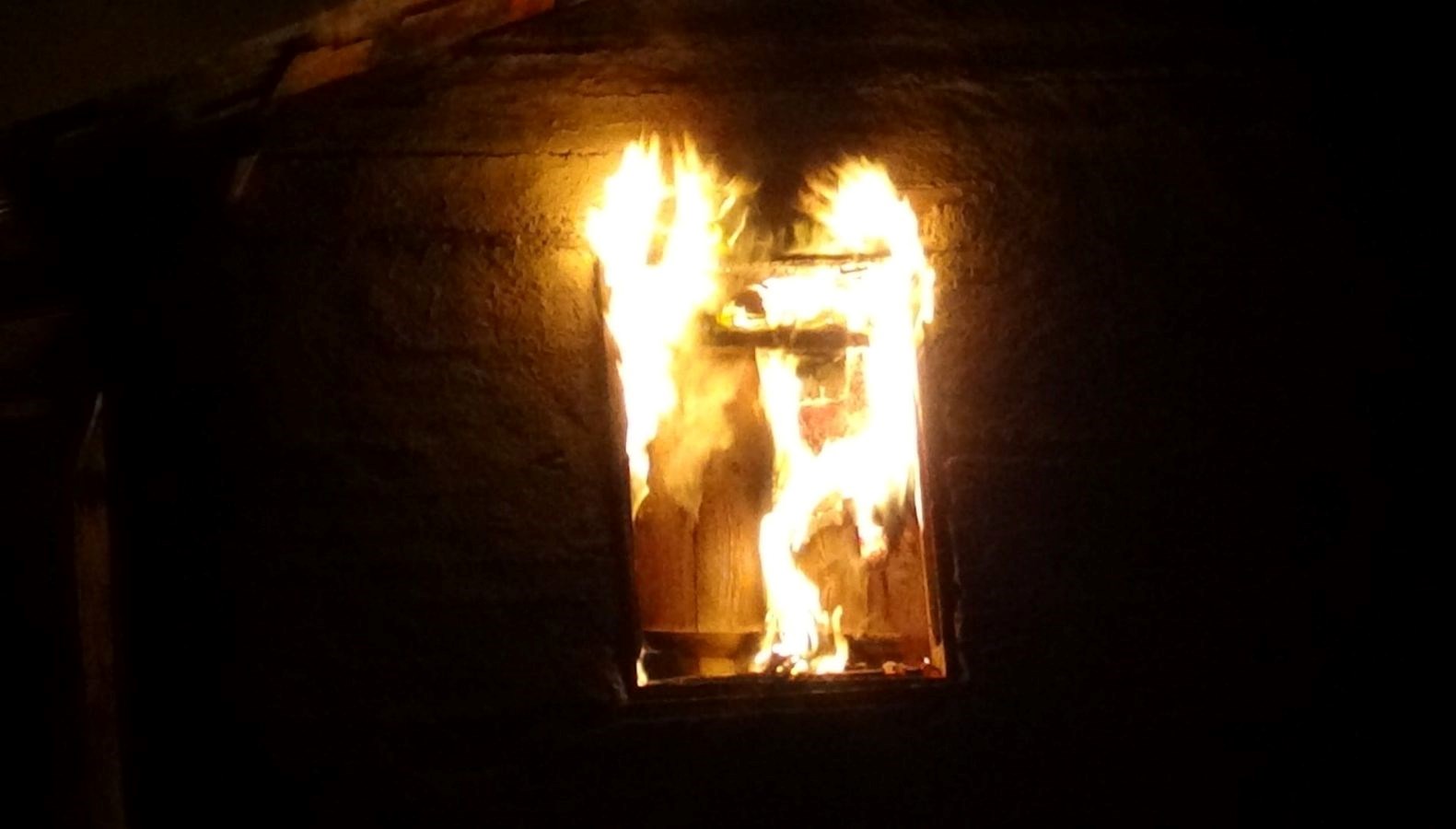 boluda samanlik alev alev yandi cevDf6QT