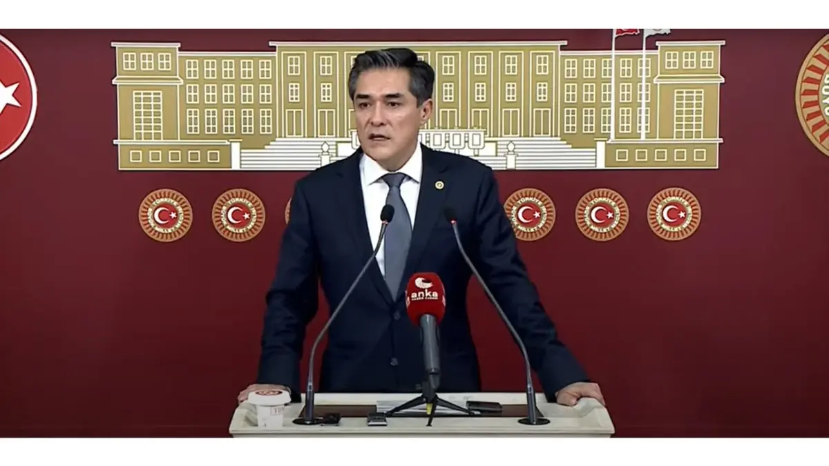 iyi partiden tbmmdeki pkk tezahuratina sert tepki AnXKVard