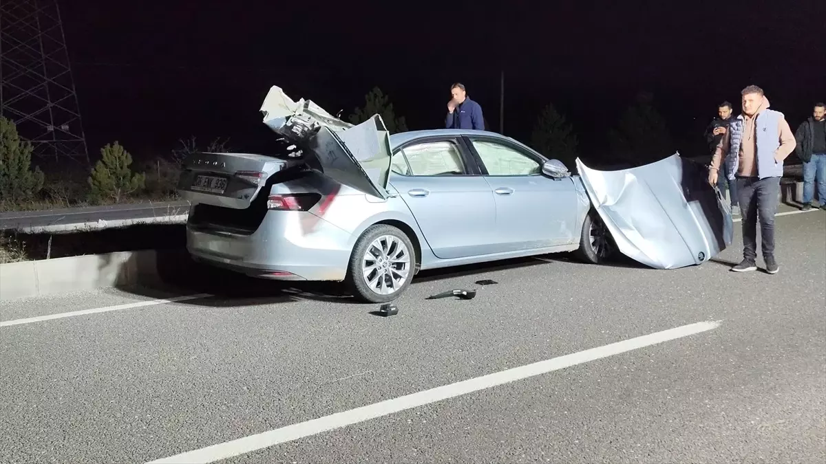 tavsanlida trafik kazasi surucu hayatini kaybetti Td65xkbx.jpg