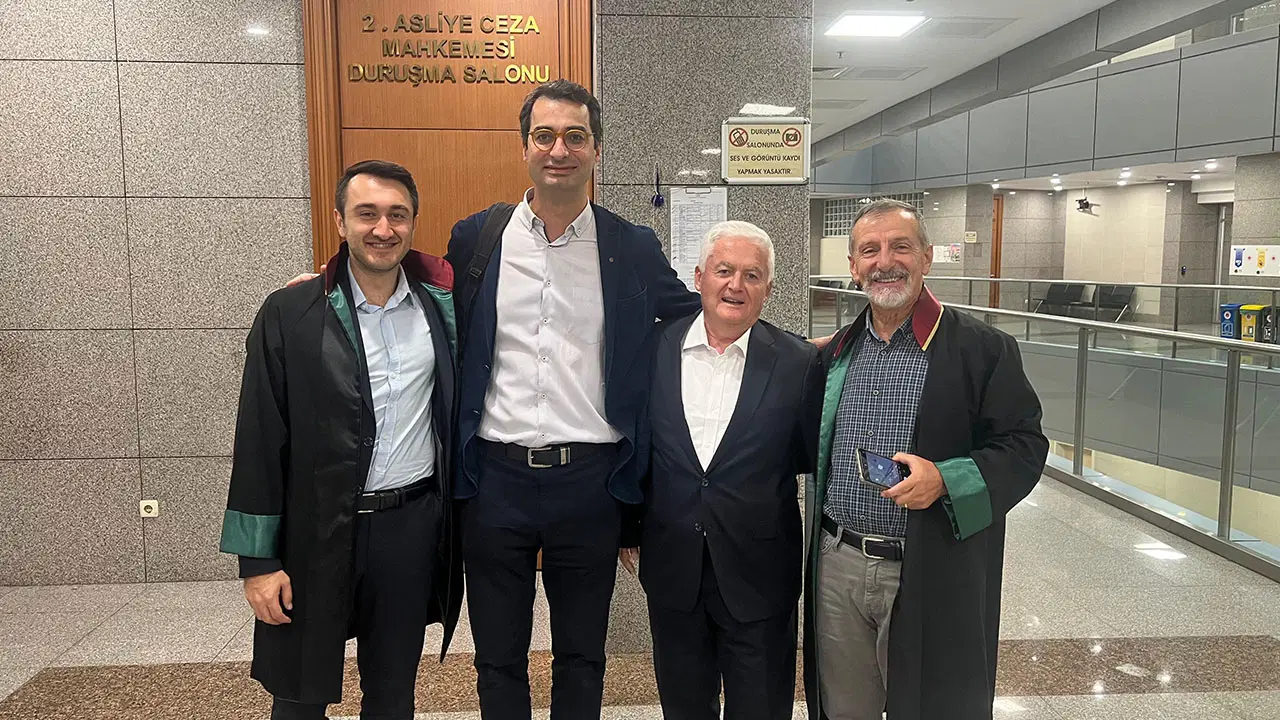 yazarimiz baris terkoglu ve emekli asker ahmet zeki ucoka acilan davada erteleme karari vHSrukrD.jpg