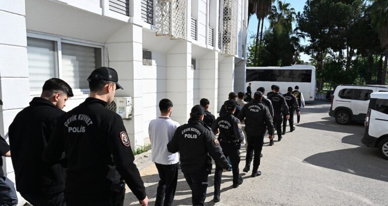 is-bulma-umudu-kabusa-dondu-100-milyonluk-vurgun-IZNACDRy