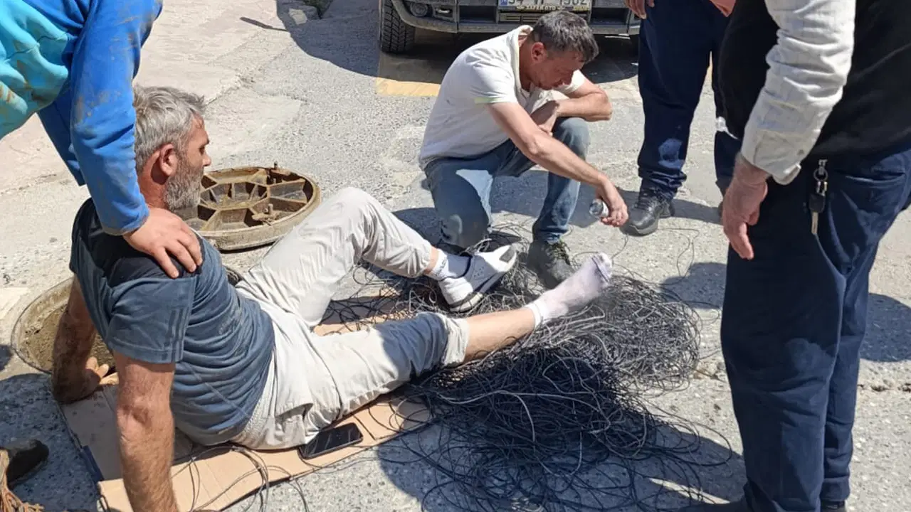 Sakarya’da Servis Aracı İşçinin Ayağını Ezdi