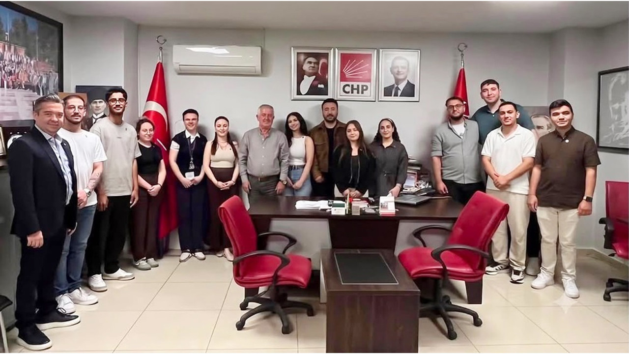 Chp bilecik il genclik kollarindan ozgur ozel ve ali ozdemire destek diSdZ7ZP